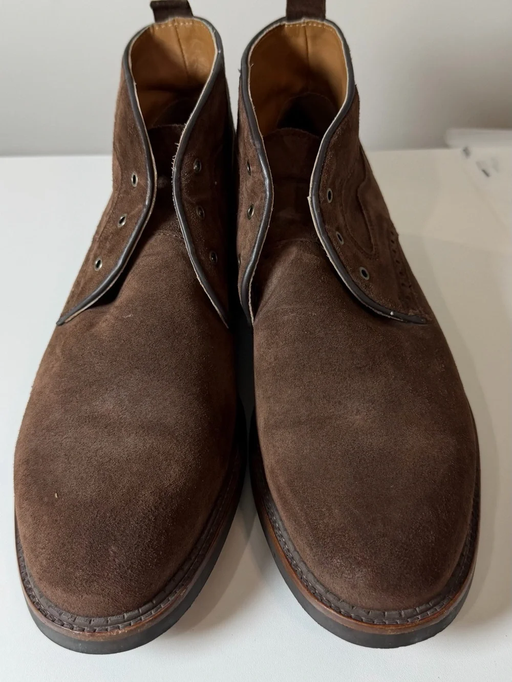 NEW Johnston & Murphy Fullerton Size 11 Genuine Suede Leather Boots Vibram Sole